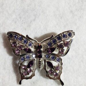 Cookie Lee Crystal Butterfly Pin Brooch Beautiful Sparkly Jewelry